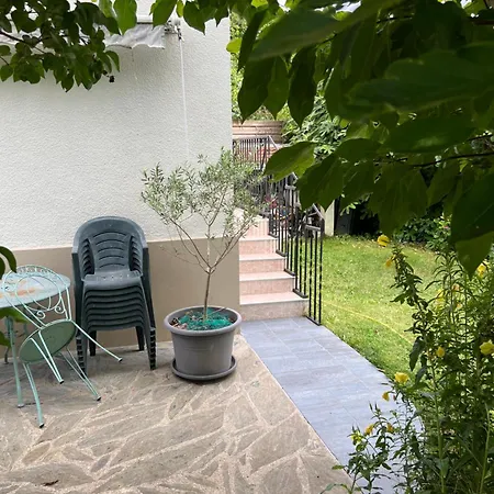 Maison Independante , Paris Proche Jo 2024 Vaires Sur Marne Est A 10 Minutes De Des Epreuves Olympique De Canoe Kayac 2 Holiday home Chelles (Seine-et-Marne)